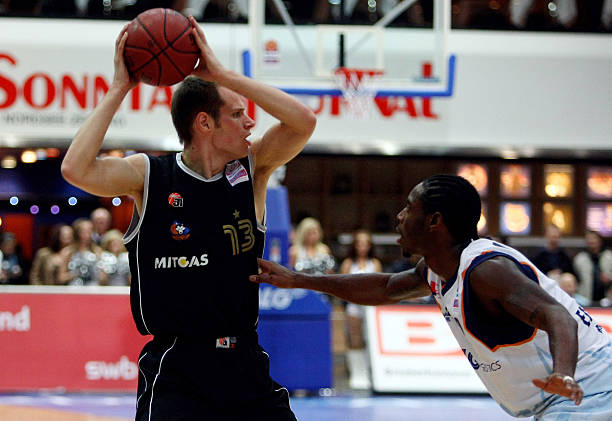 意的是他对 意的是他对