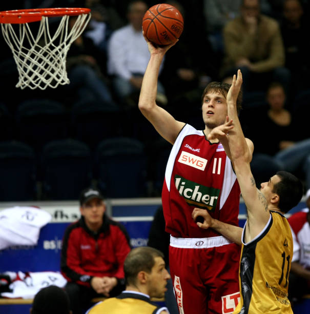 曼城主场迎 曼城主场迎