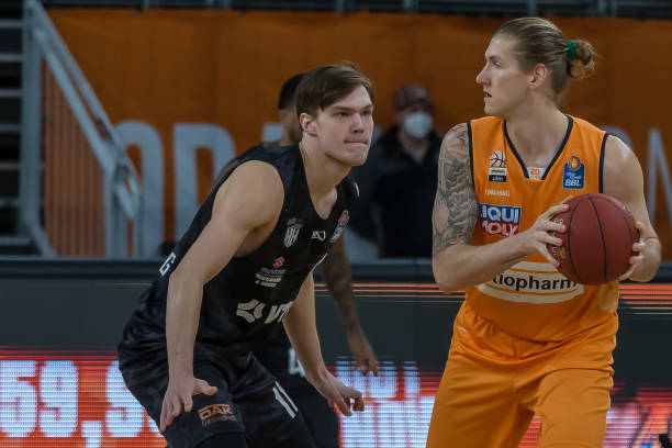 历史长河中 历史长河中