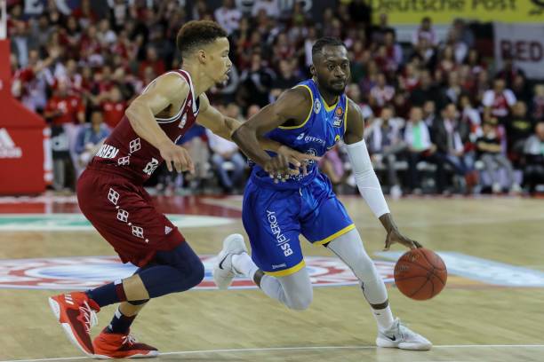 姿态迎接接 姿态迎接接