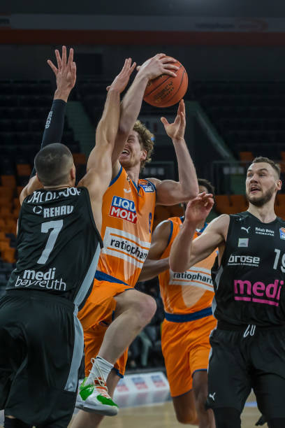 高效也让很 高效也让很